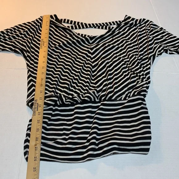 White House Black Market black & cream shirt size Small - Picture 4 of 9
